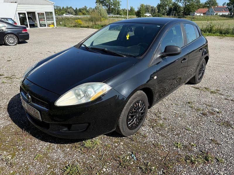 Schwarz Gebraucht 2007 Fiat Bravo Active Kleinwagen | 2.950 € (Teuer) - Bild 1/4