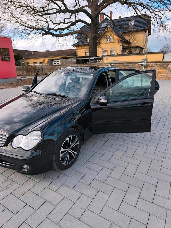 Gebraucht Mercedes C200 168 PS (123 kW) 2005 Schwarz Limousine