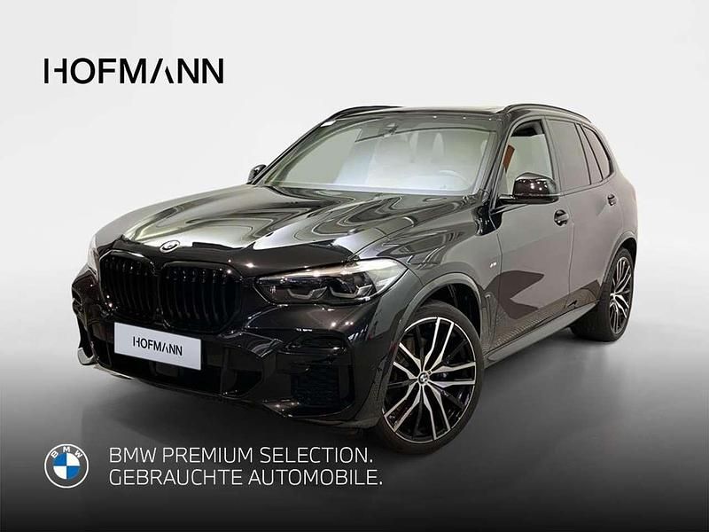 Saphirschwarz metallic Gebraucht 2022 BMW X5 M Sport SUV | 60.902 € (Guter Preis) - Bild 1/3