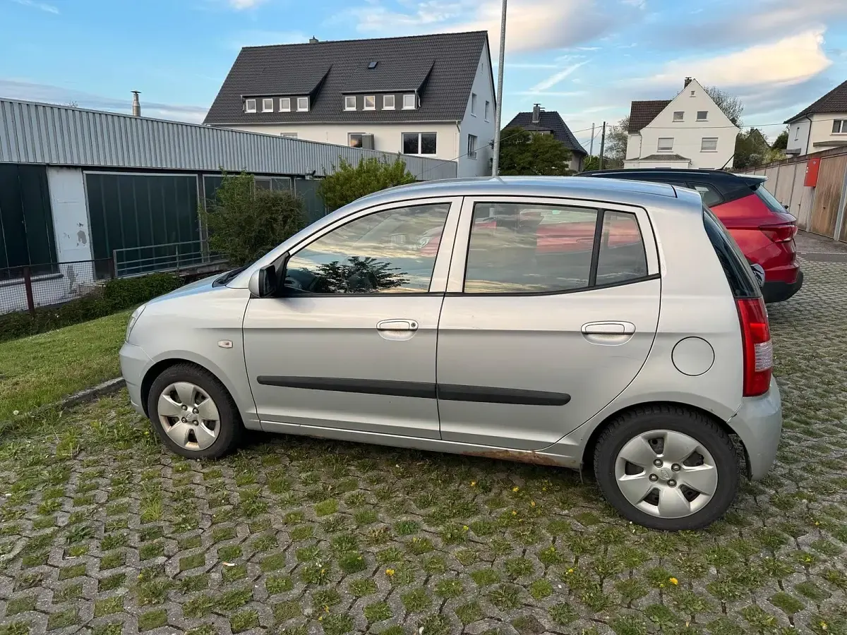 Gebraucht Kia Picanto 75 PS (55 kW) 2007 Grau Kleinwagen