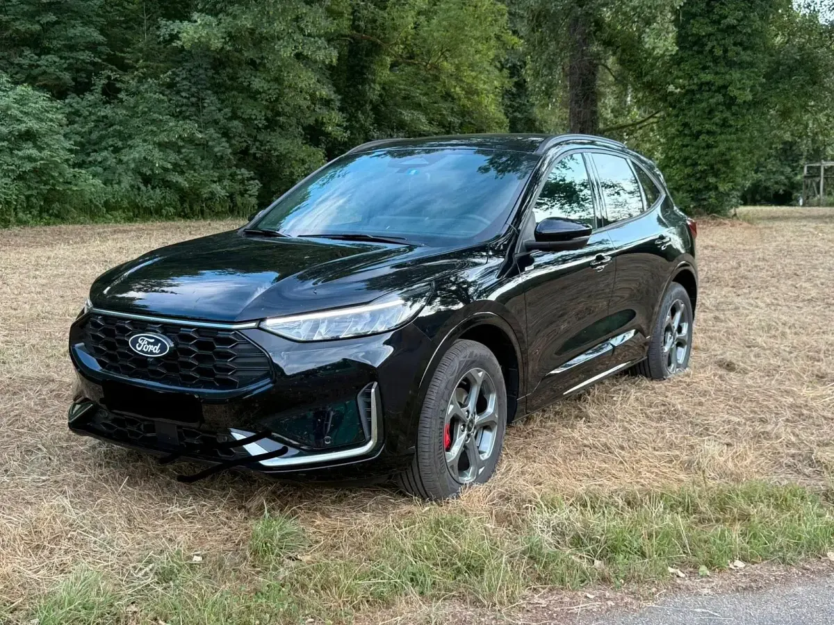 Gebraucht Ford Kuga ST-Line X 225 PS (165 kW) 2026 Schwarz SUV