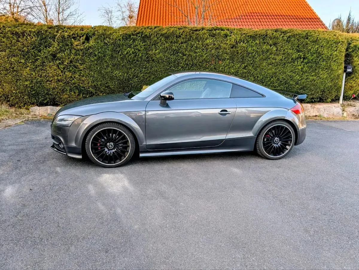 Gebraucht Audi TT S-Line 160 PS (117 kW) 2012 Grau Coupé