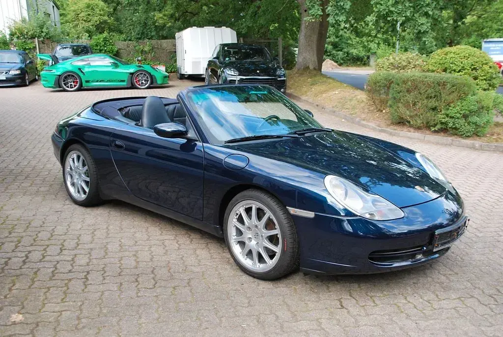 Gebraucht Porsche 996 300 PS (220 kW) 1998 Oceanblaumetallic Cabrio