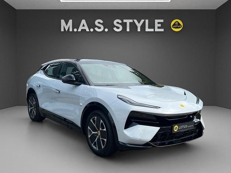 Neu Lotus Eletre 450 kW (612 PS) 2025 Zenith white SUV