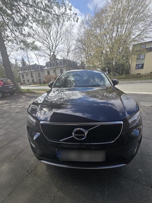 Schwarz Gebraucht 2019 Volvo XC40 SUV | 24.000 € (Guter Preis) - Bild 1/4