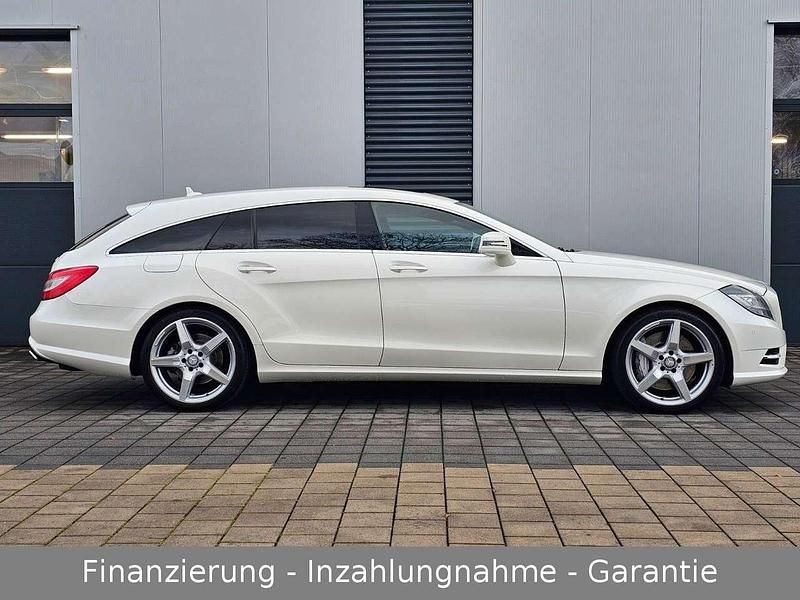 Gebraucht Mercedes CLS500 AMG 408 PS (300 kW) 2013 Diamant weiss (designo) Kombi