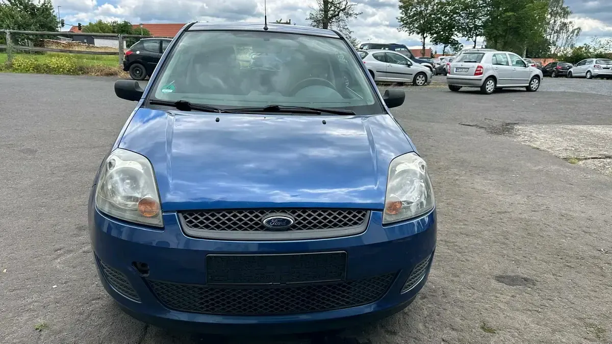Gebraucht Ford Fiesta 78 PS (57 kW) 2007 Blau Kleinwagen