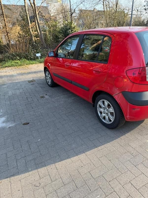 Gebraucht Hyundai Getz 96 PS (70 kW) 2007 Rot Kleinwagen