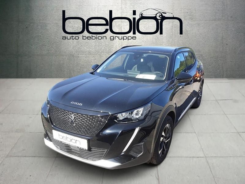 Gebraucht Peugeot e-2008 Allure 100 kW (136 PS) 2022 Schwarz SUV