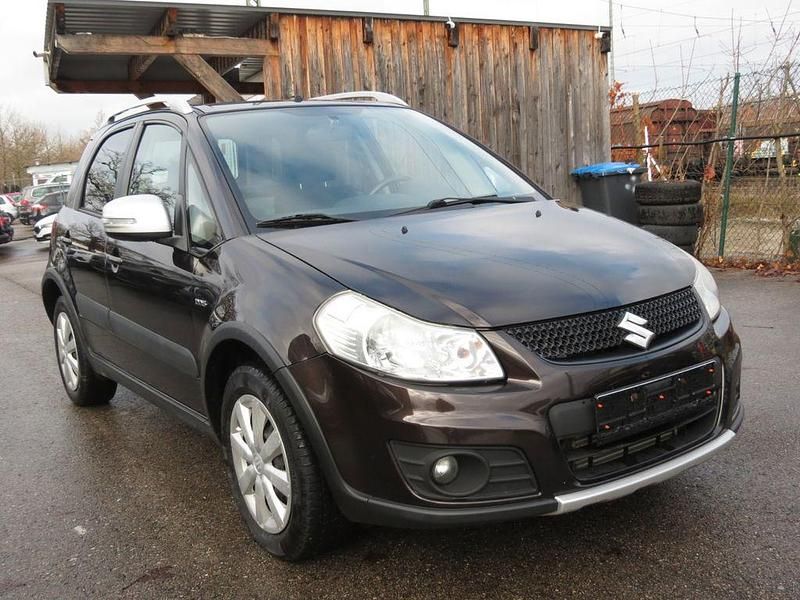 Braun Gebraucht 2014 Suzuki SX4 SUV | 7.900 € (Superpreis) - Bild 1/4