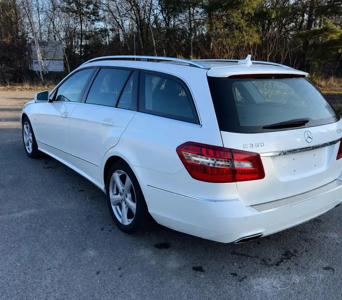 Gebraucht Mercedes E350 Avantgarde 258 PS (189 kW) 2012 Weiß Kombi