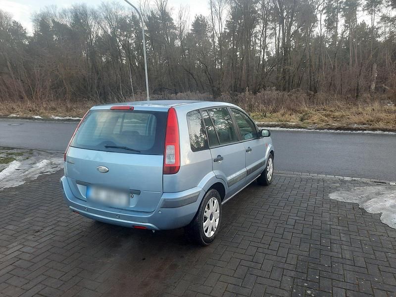 Gebraucht Ford Focus 80 PS (58 kW) 2008 Limousine