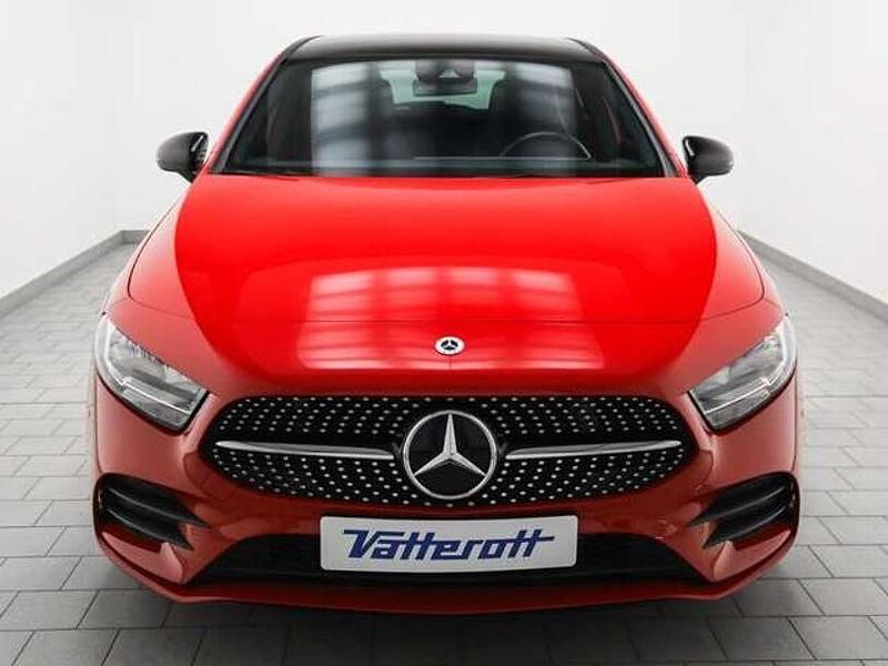 Gebraucht Mercedes A180 AMG line 136 PS (100 kW) 2018 Rot Limousine