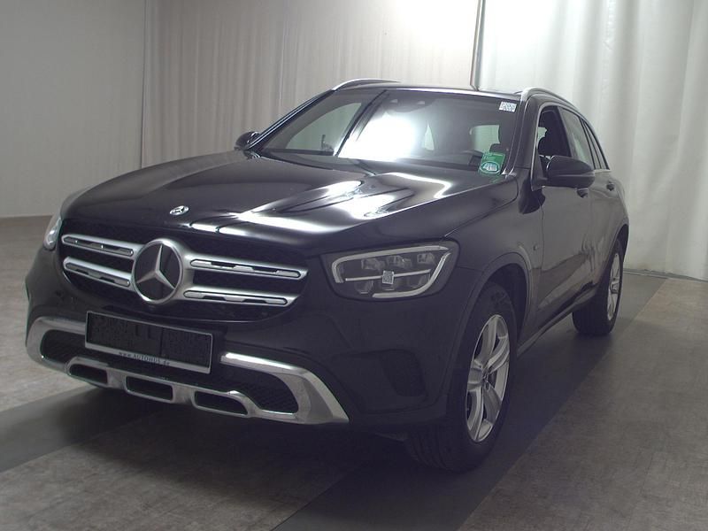 Gebraucht Mercedes GLC300e 306 PS (225 kW) 2021 Schwarz SUV
