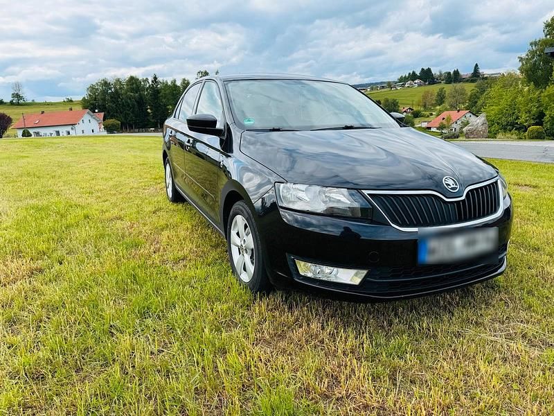 Gebraucht Skoda Rapid 86 PS (63 kW) 2014 Schwarz Kleinwagen