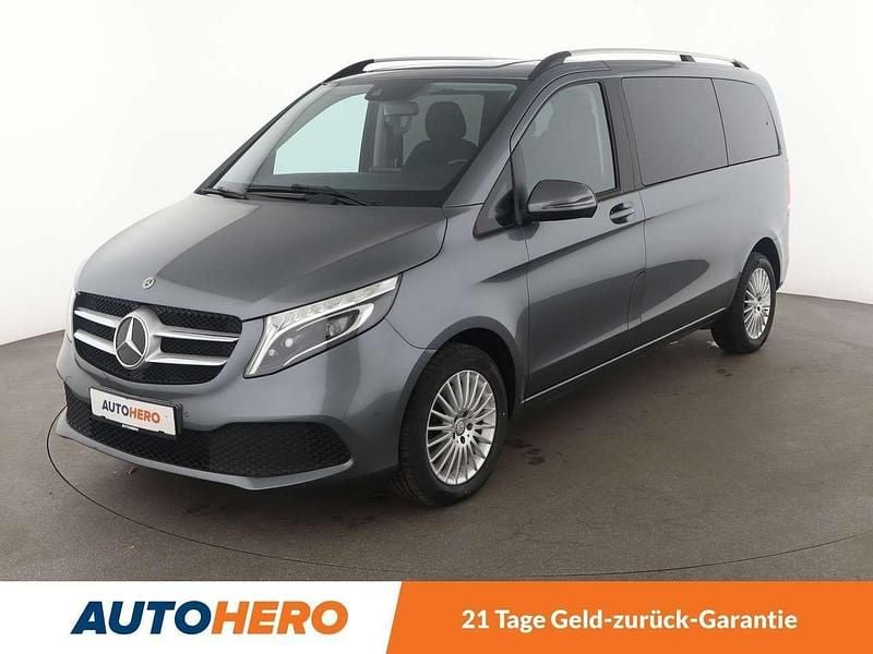 Selenitgrau Gebraucht 2020 Mercedes V220 Edition Van / Kleinbus | 39.450 € (Superpreis) - Bild 1/3