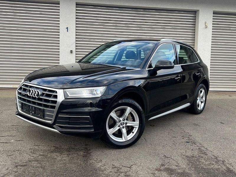 Gebraucht Audi Q5 Sport 163 PS (119 kW) 2019 Schwarz SUV