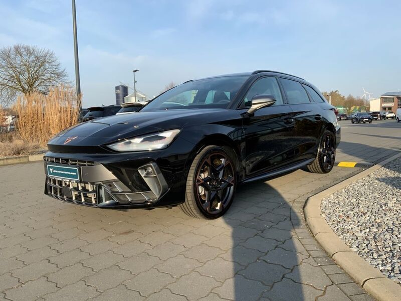 Gebraucht Cupra Leon 150 PS (110 kW) 2025 Schwarz Kombi