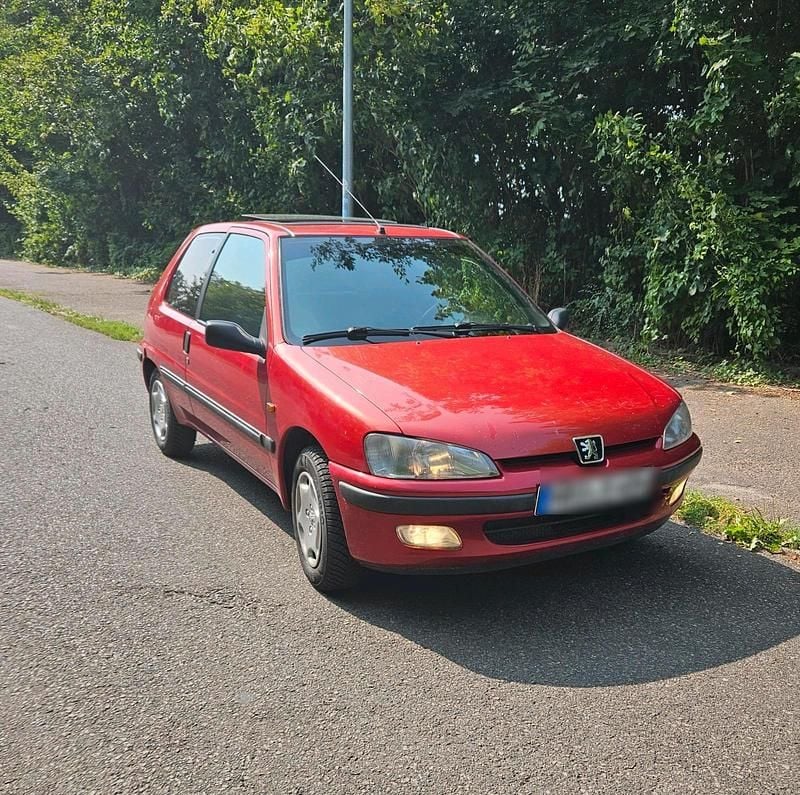 Rot Gebraucht 1998 Peugeot 106 Kleinwagen | 1.000 € (Fairer Preis) - Bild 1/4