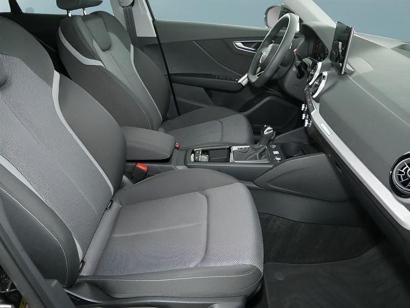 Gebraucht Audi Q2 150 PS (110 kW) 2025 Schwarz SUV