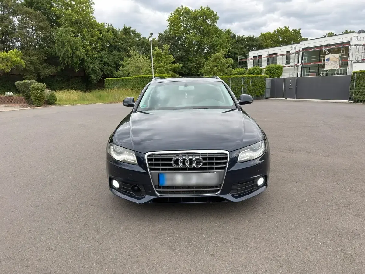 Gebraucht Audi A4 190 PS (139 kW) 2009 Blau Kombi