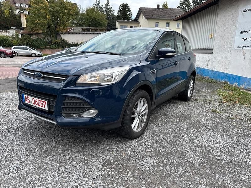 Blau Gebraucht 2015 Ford Kuga SUV | 7.200 € (Superpreis) - Bild 1/4