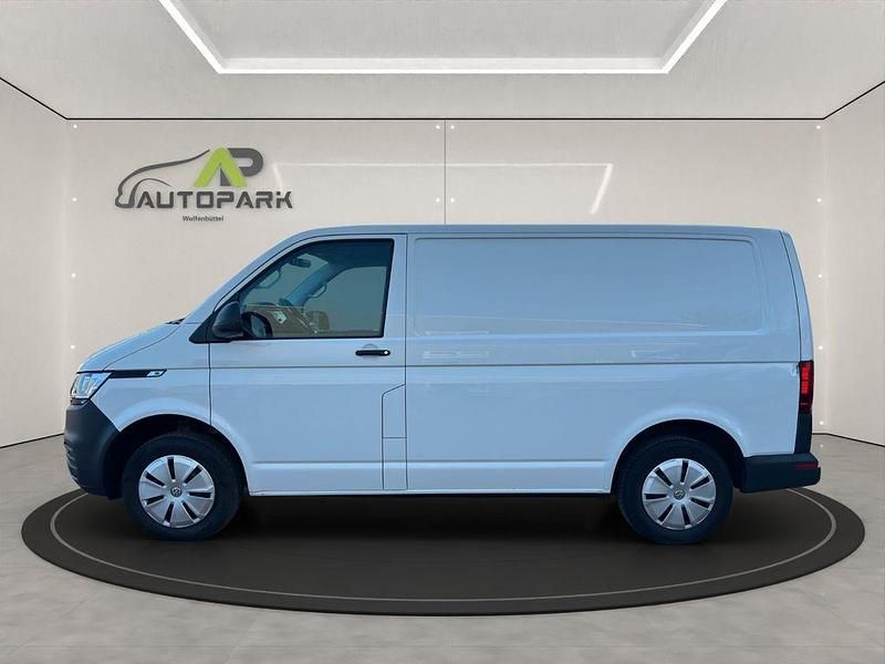 Gebraucht VW Transporter 110 PS (80 kW) 2024 Weiß Van