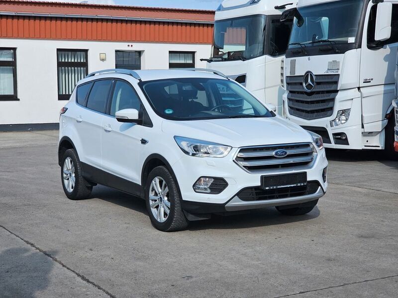 Gebraucht Ford Kuga Cool & Connect 150 PS (110 kW) 2018 Weiß SUV