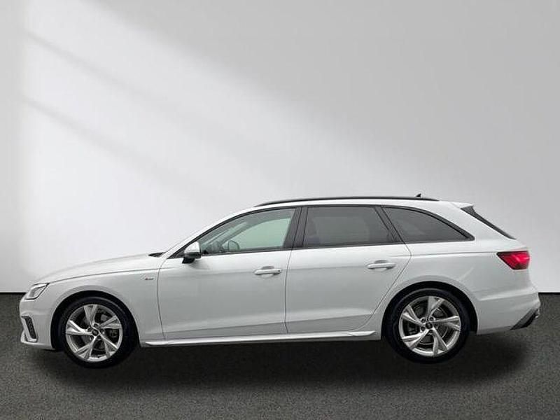 Gebraucht Audi A4 S-Line 150 PS (110 kW) 2023 Gletscherweiß metallic Kombi