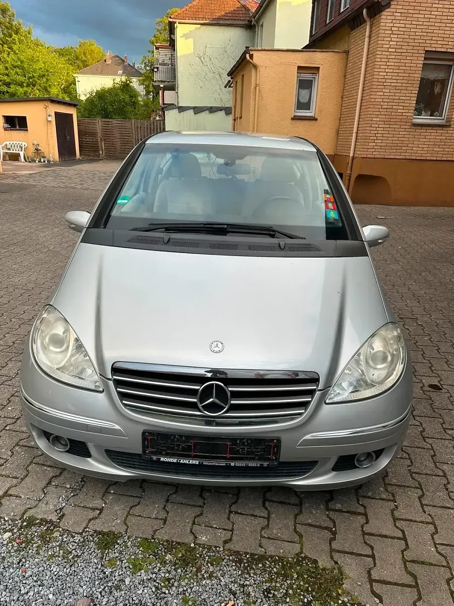 Gebraucht Mercedes A180 Elegance 109 PS (80 kW) 2006 Grau Kleinwagen