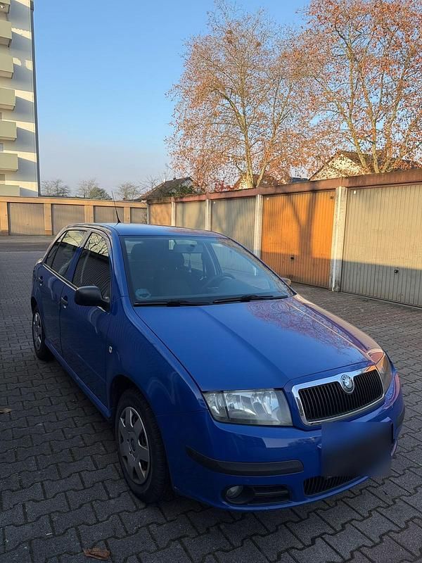 Blau Gebraucht 2006 Skoda Fabia Kleinwagen | 1.400 € - Bild 1/4