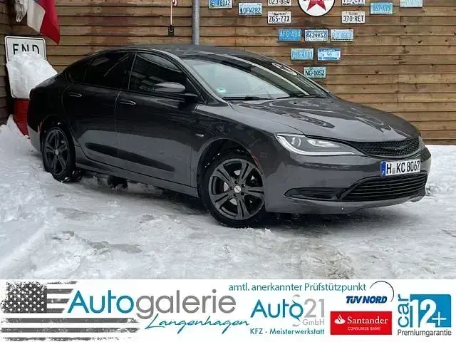 Second-hand Chrysler 200 287 CP (211 kW) 2014 Gri Berlinǎ