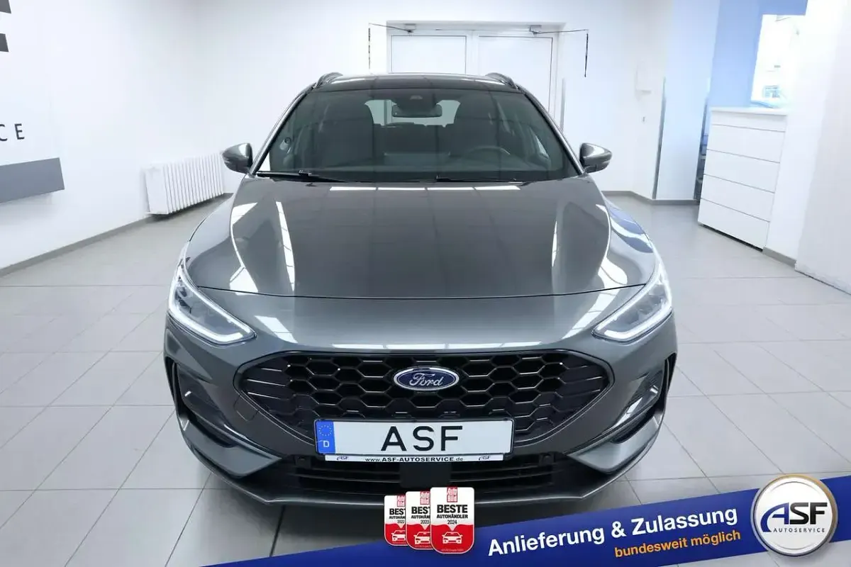 Gebraucht Ford Focus ST-Line X 155 PS (114 kW) 2025 Magneticgrau Kombi