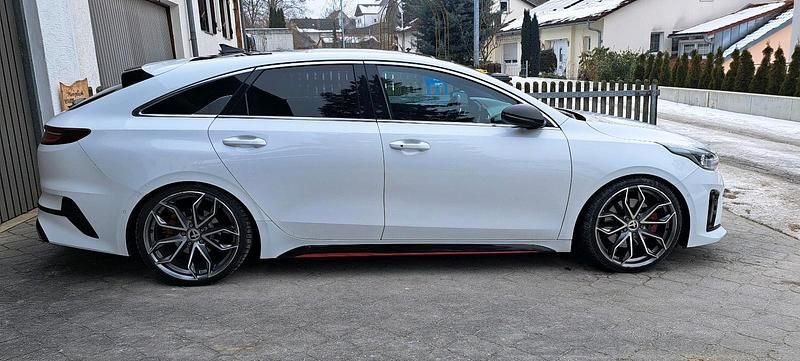 Gebraucht Kia ProCeed GT 228 PS (167 kW) 2020 Weiß Kombi