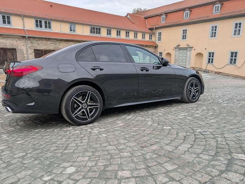 Gebraucht Mercedes C300e Advanced 204 PS (150 kW) 2023 Limousine