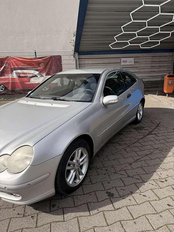Gebraucht Mercedes CL200 163 PS (119 kW) 2002 Coupé
