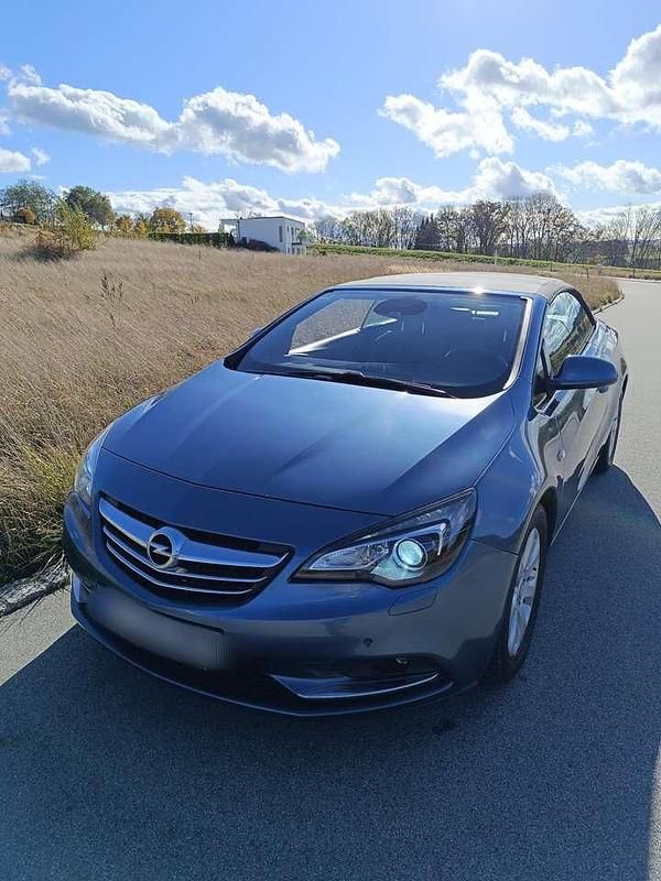 Gebraucht Opel Cascada 140 PS (102 kW) 2013 Blau Cabrio