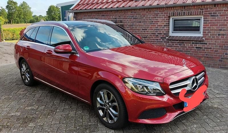 Rot Gebraucht 2015 Mercedes C220 Kombi | 13.499 € (Fairer Preis) - Bild 1/4