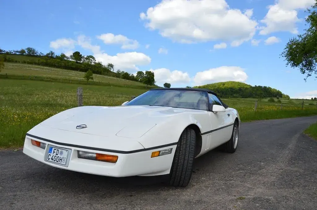 Gebraucht Corvette C4 243 PS (178 kW) 1988 Weiß Cabrio