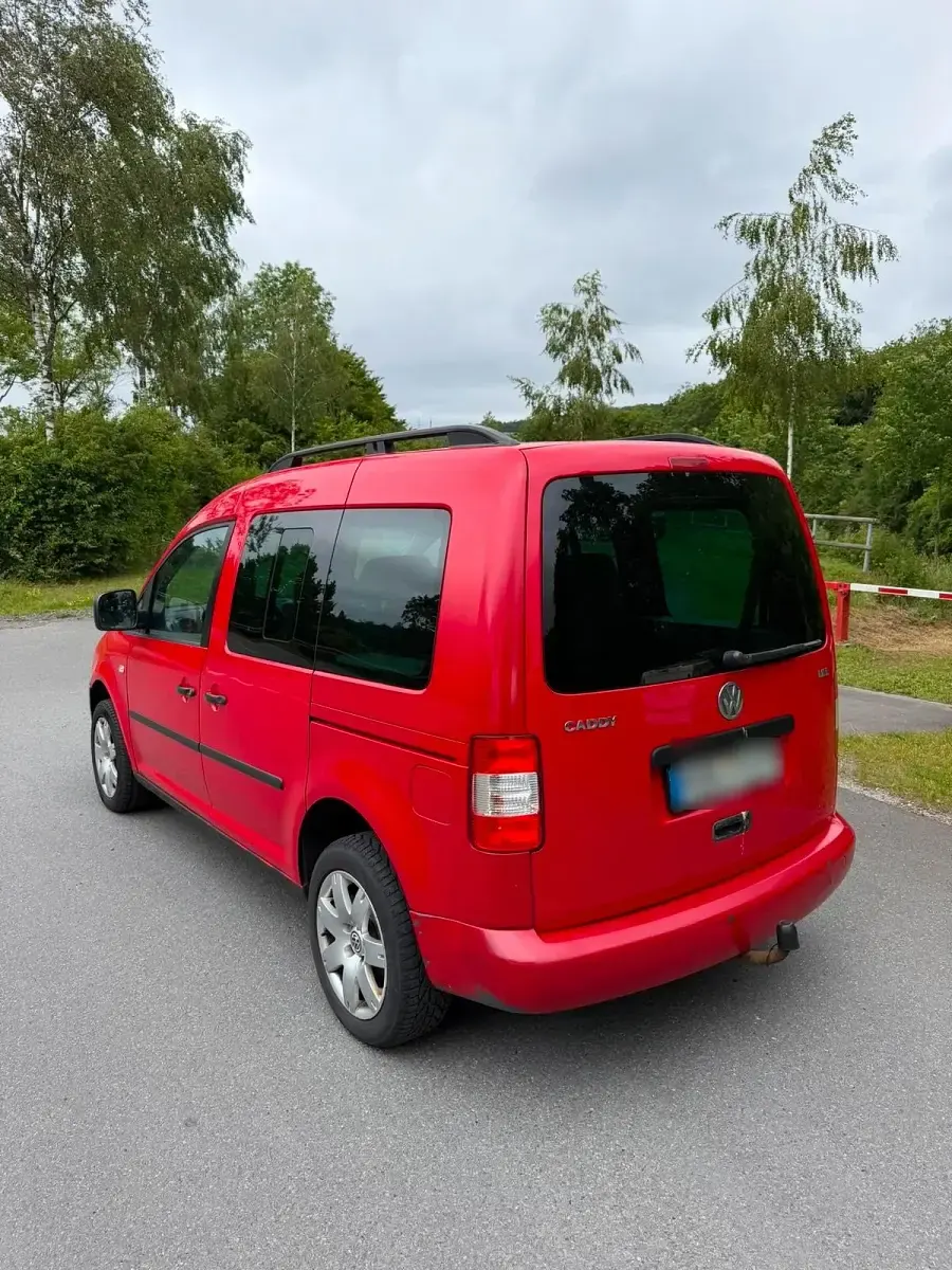 Gebraucht VW Caddy 69 PS (50 kW) 2004 Rot Van / Kleinbus