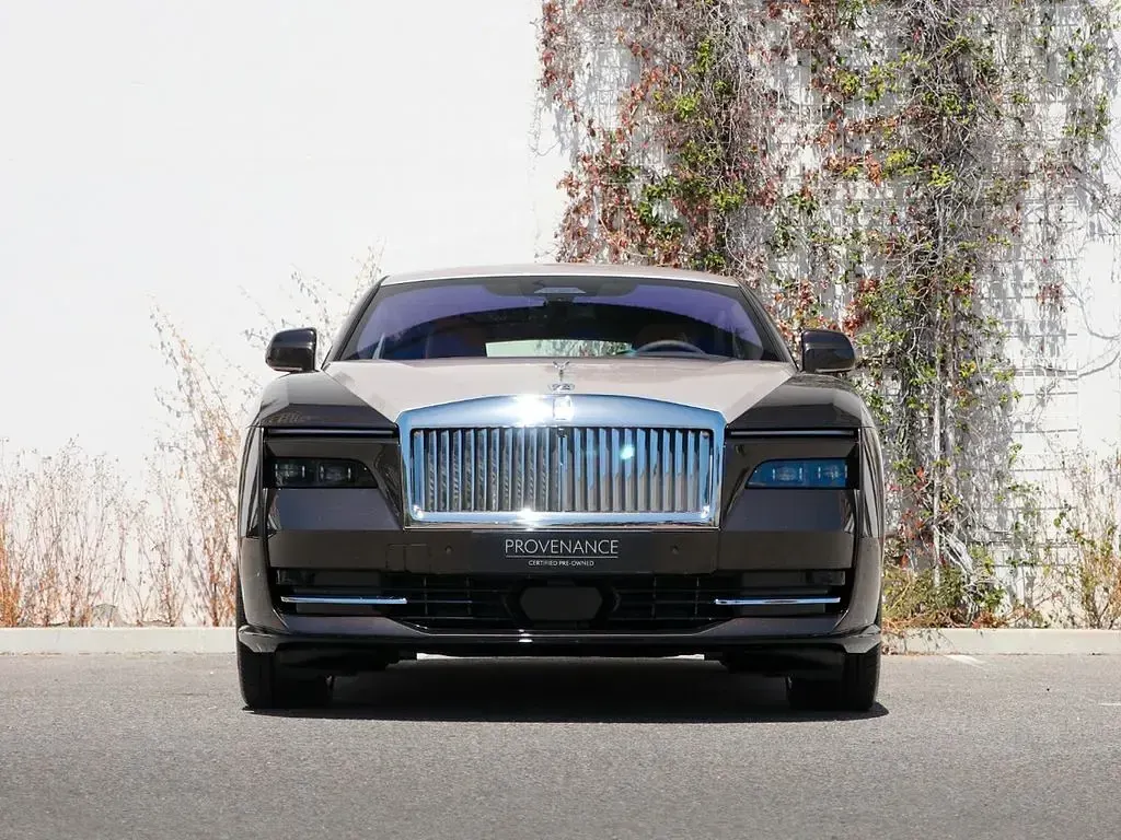 Neu Rolls Royce Spectre 430 kW (585 PS) 2026 Braun Coupé