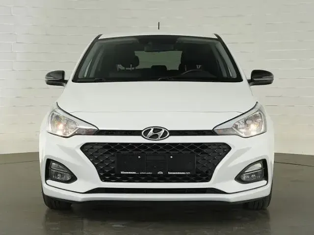 Gebraucht Hyundai i20 YES! 101 PS (74 kW) 2019 Weiss Kleinwagen