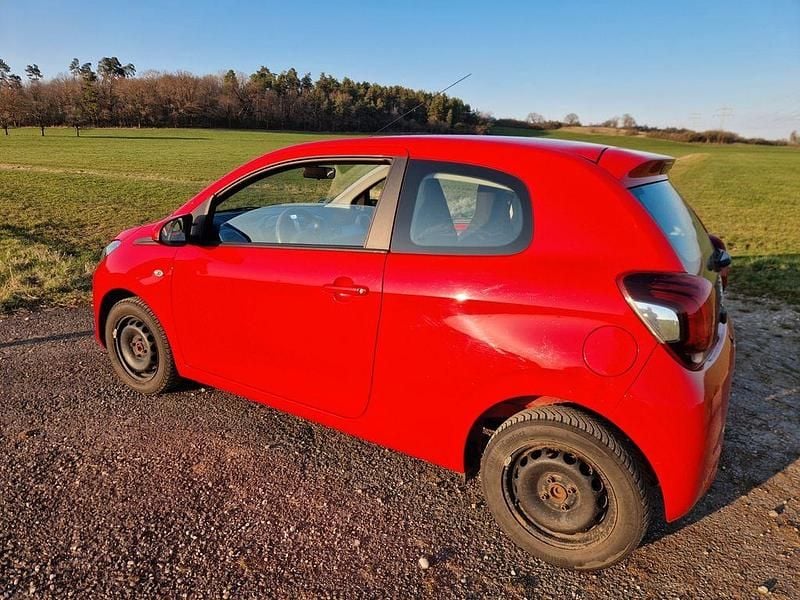 Gebraucht Peugeot 108 Active 69 PS (50 kW) 2014 Rot Kleinwagen