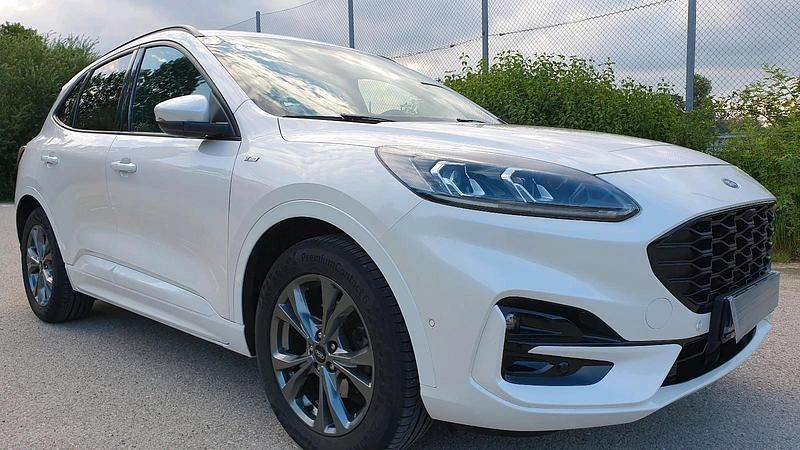 Gebraucht Ford Kuga ST-Line X 190 PS (139 kW) 2020 Weiß SUV
