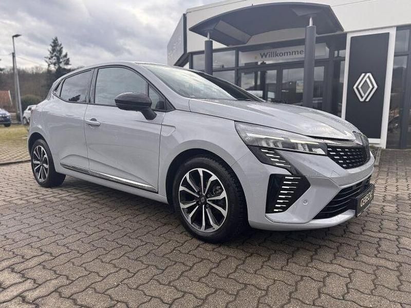 Gebraucht Renault Clio V Techno 91 PS (66 kW) 2025 Grau Limousine