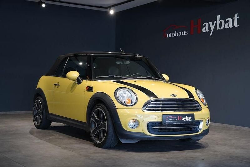 Second-hand Mini Cooper Cabriolet Chili 122 CP (89 kW) 2011 Galben Cabrio