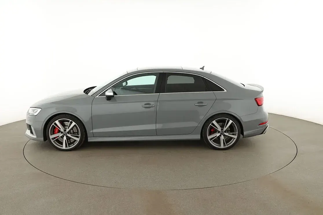 Gebraucht Audi RS3 Sport 400 PS (294 kW) 2017 Grau Limousine
