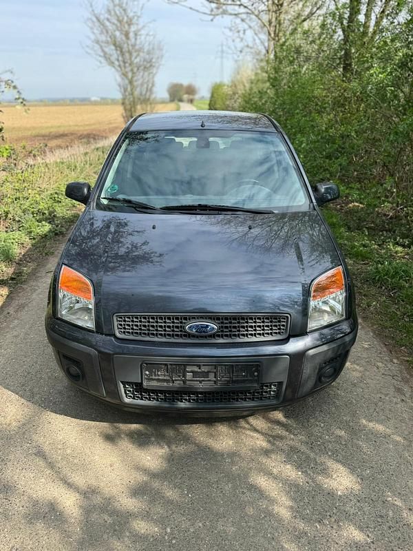 Gebraucht Ford Fusion 80 PS (58 kW) 2007 Grau Kleinwagen