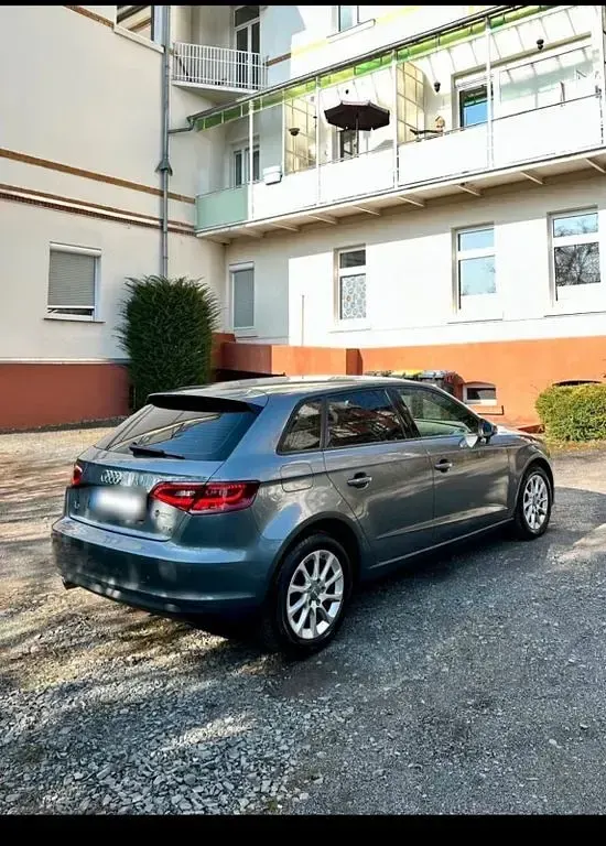 Używany Audi A3 110 KM (80 kW) 2015 Szary Sedan/Limuzyna