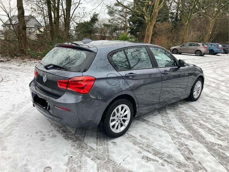 Gebraucht BMW 116 116 PS (85 kW) 2016 Grau Kleinwagen